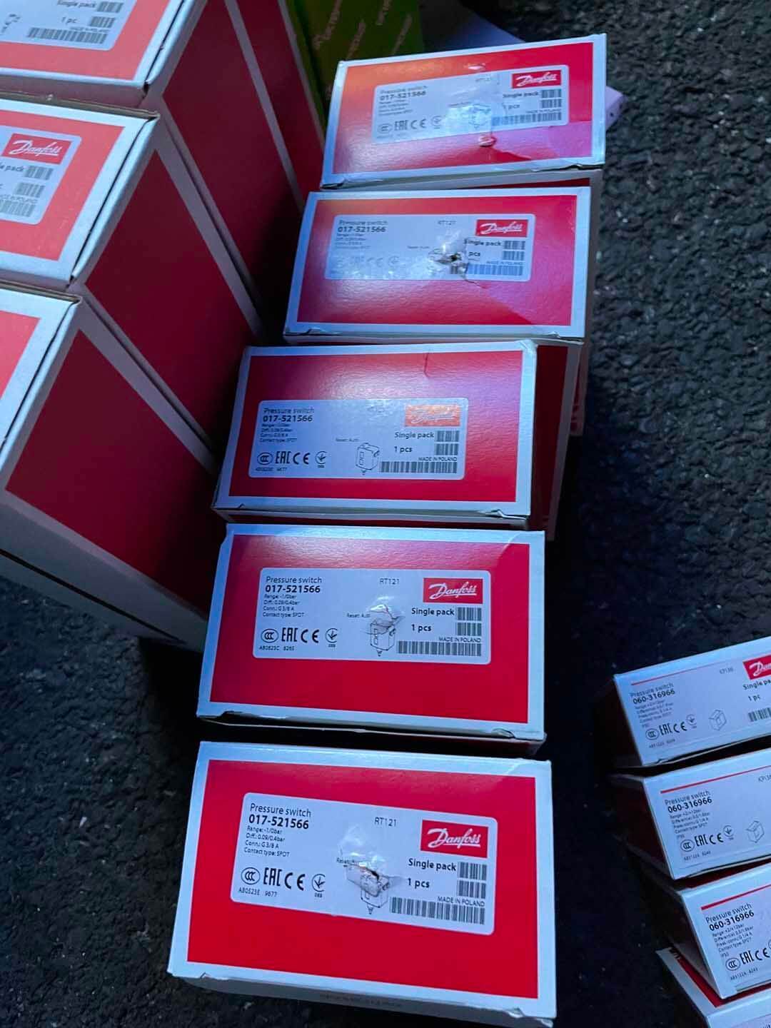 Danfoss Pressure switch RT121 017-521566